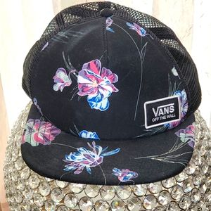 Vans floral adjustable baseball hat.